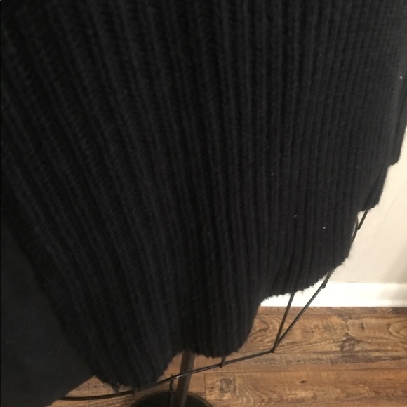 Chelsea and Theodore size medium - Picture 8 of 9